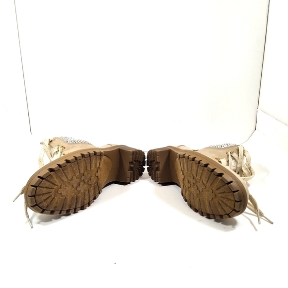 Maurices Cream and Tan Ankle Boots - Picture 4 of 4